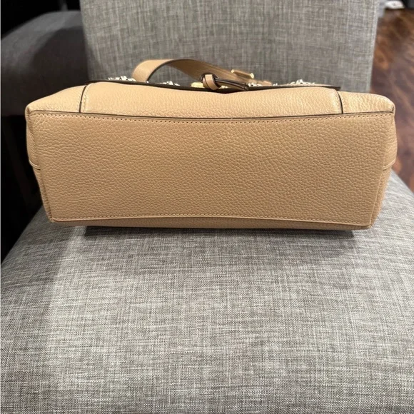 Coach Remi Leather Shoulder Bag With Whipstitch Daisy Appliqué